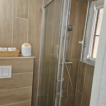 Cap D'agde - Estivales - Proche Naturiste - Terrasse - Wifi - Parking - Piscine - Clim Lejlighed Agde