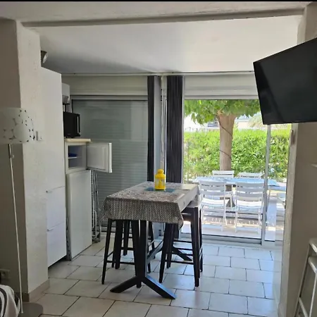 Cap D'agde - Estivales - Proche Naturiste - Terrasse - Wifi - Parking - Piscine - Clim * Agde