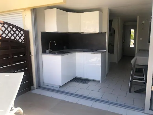 아파트 Cap D'agde - Estivales - Proche Naturiste - Terrasse - Wifi - Parking - Piscine - Clim